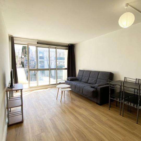 AZ FONCIER : Apartment | NIMES (30000) | 26.00m2 | 450 € 