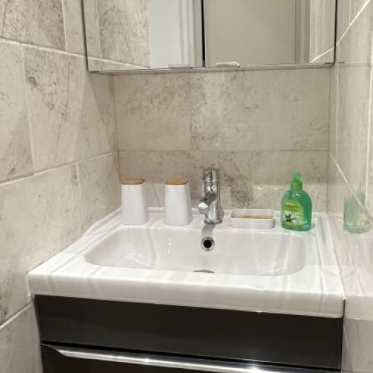  AZ FONCIER : Appartement | NIMES (30000) | 25 m2 | 510 € 