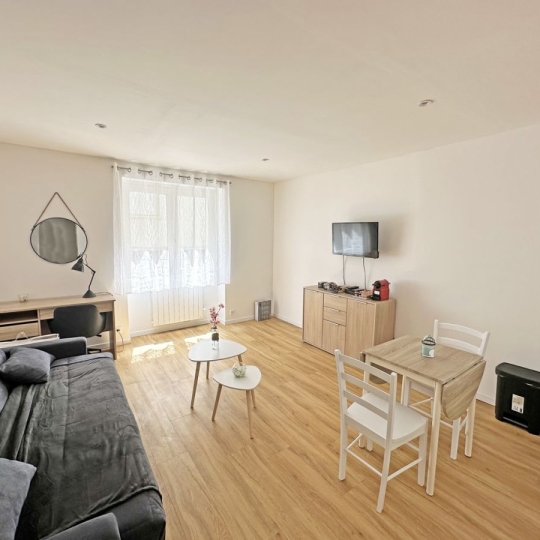AZ FONCIER : Appartement | NIMES (30000) | 25.00m2 | 510 € 