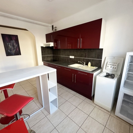  AZ FONCIER : Apartment | NIMES (30000) | 57 m2 | 750 € 