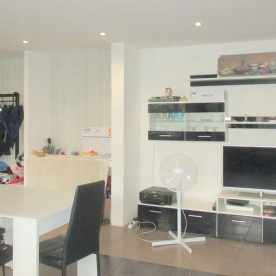  AZ FONCIER : Appartement | NIMES (30000) | 80 m2 | 88 900 € 