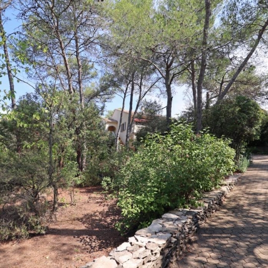  AZ FONCIER : House | NIMES (30900) | 237 m2 | 598 000 € 