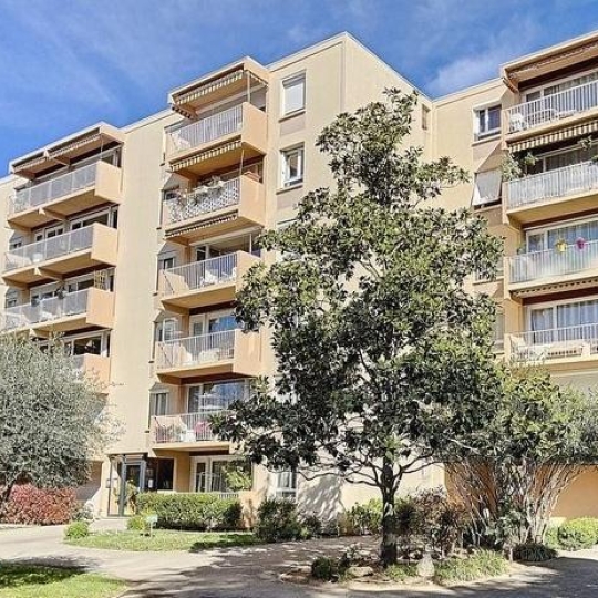  AZ FONCIER : Apartment | NIMES (30000) | 103 m2 | 264 000 € 