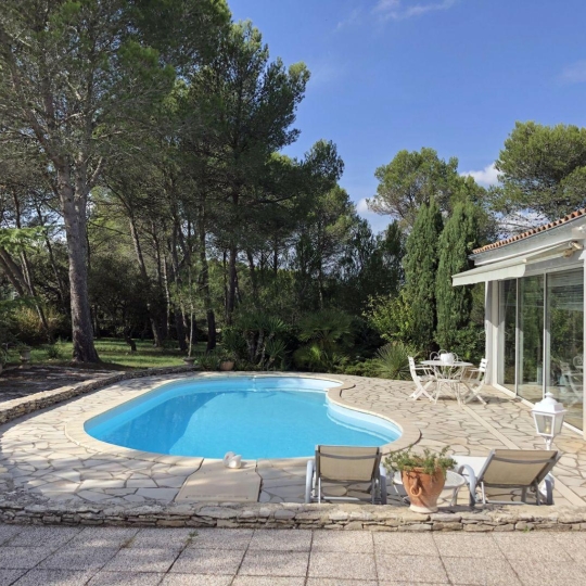  AZ FONCIER : Maison / Villa | NIMES (30000) | 142 m2 | 658 000 € 
