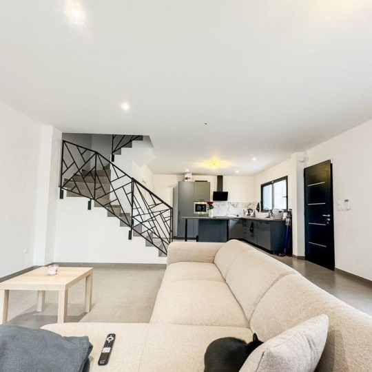  AZ FONCIER : Maison / Villa | NIMES (30000) | 105 m2 | 319 800 € 