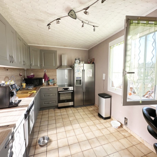  AZ FONCIER : Maison / Villa | NIMES (30000) | 142 m2 | 385 000 € 