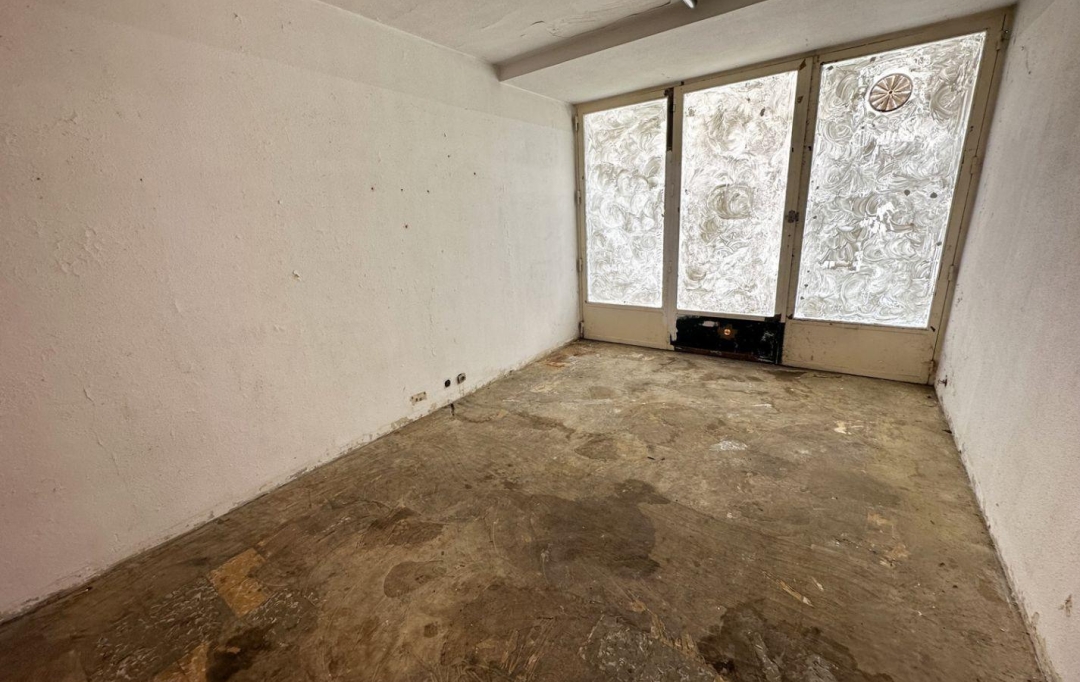 AZ FONCIER : Local / Bureau | NIMES (30000) | 39 m2 | 29 800 € 