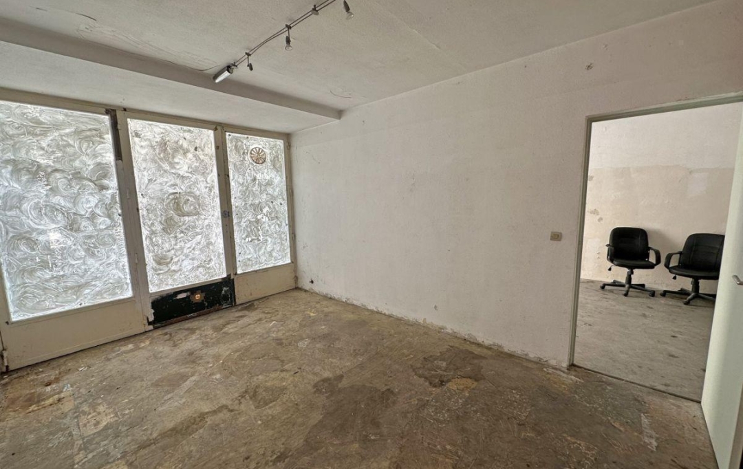AZ FONCIER : Local / Bureau | NIMES (30000) | 39 m2 | 29 800 € 