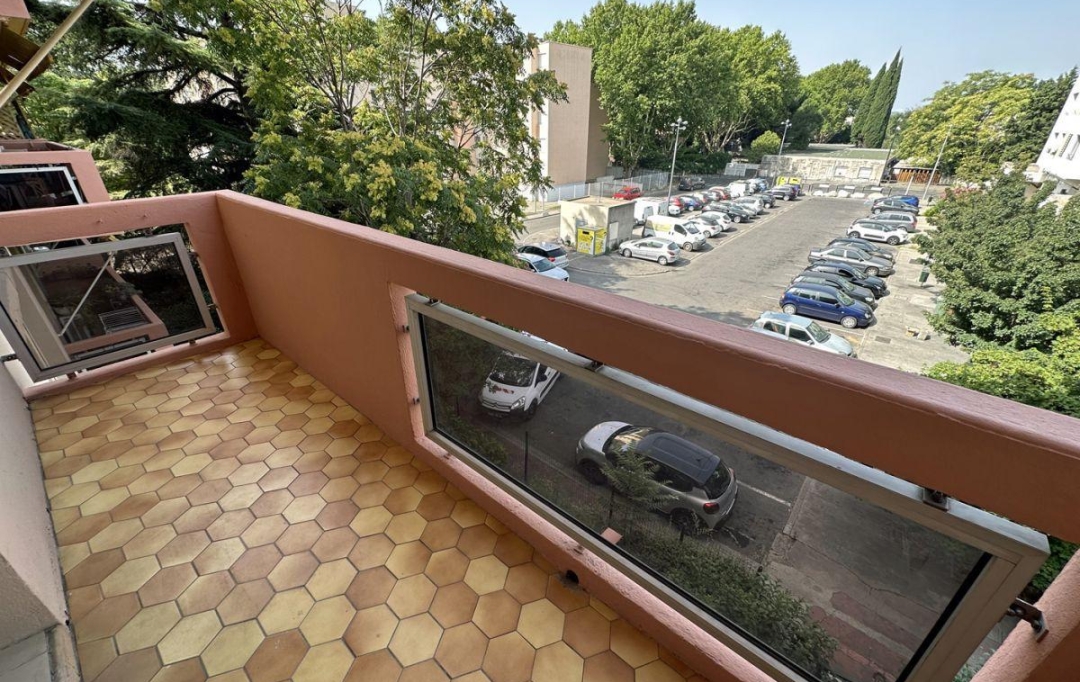 AZ FONCIER : Appartement | NIMES (30000) | 60 m2 | 79 800 € 