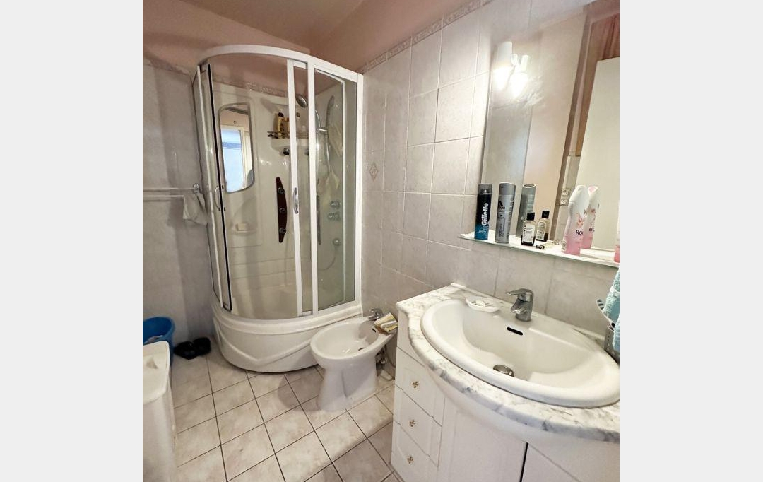 AZ FONCIER : Appartement | NIMES (30000) | 60 m2 | 79 800 € 
