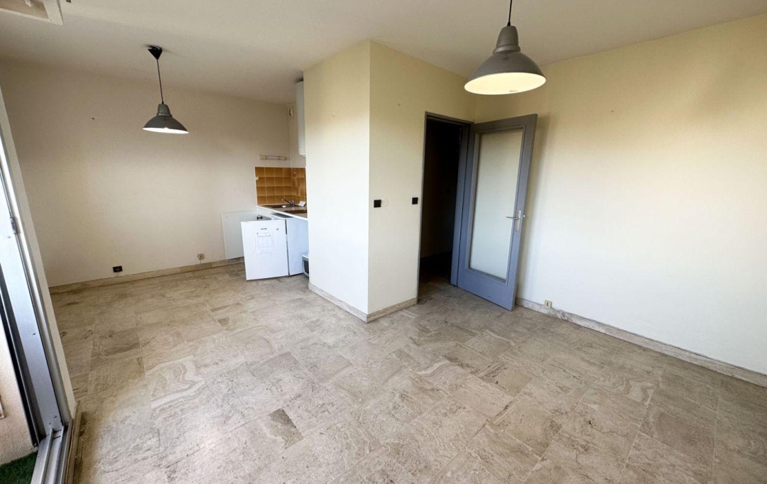 AZ FONCIER : Appartement | NIMES (30000) | 25 m2 | 73 800 € 