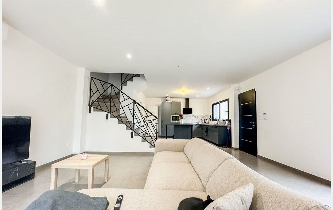 AZ FONCIER : Maison / Villa | NIMES (30000) | 105 m2 | 319 800 € 