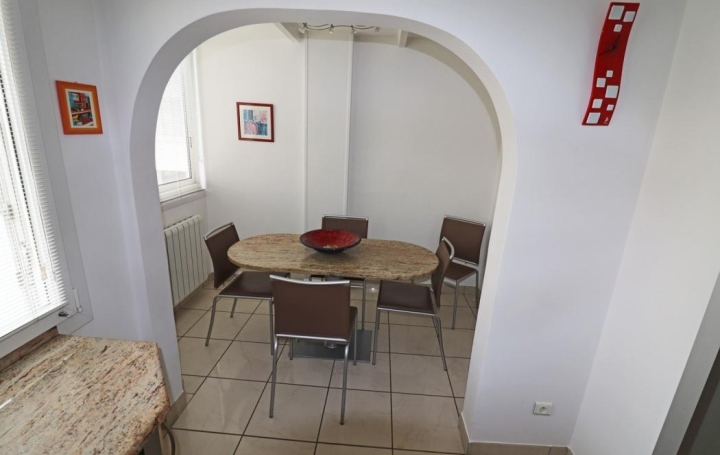 AZ FONCIER : Apartment | NIMES (30000) | 75 m2 | 174 000 € 