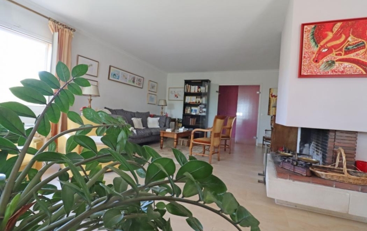 AZ FONCIER : House | NIMES (30900) | 237 m2 | 598 000 € 