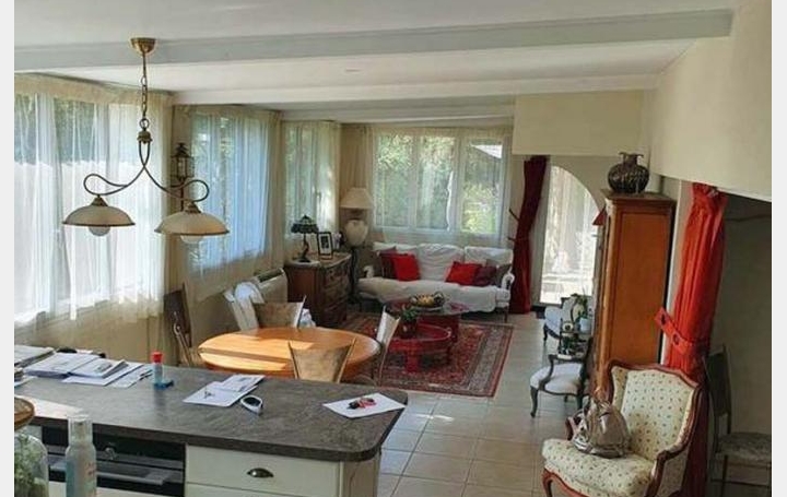 AZ FONCIER : Maison / Villa | NIMES (30000) | 200 m2 | 659 000 € 