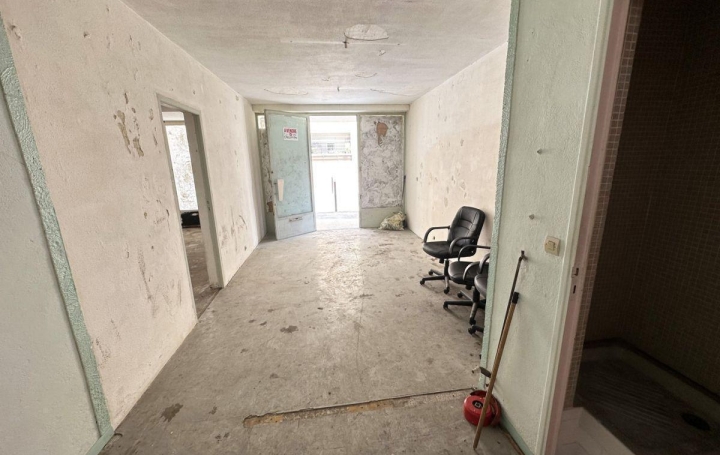  AZ FONCIER Local / Bureau | NIMES (30000) | 39 m2 | 29 800 € 