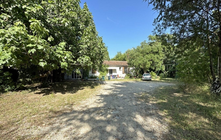 Maison NIMES 136 m2 339 000 € Maison NIMES 136 m2 339 000 €