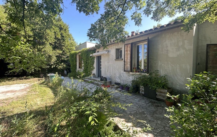 Maison NIMES 136 m2 299 000 € Maison NIMES 136 m2 299 000 €