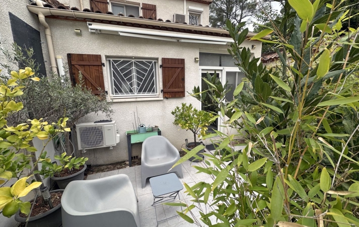 Maison   NIMES  85 m2 279 000 € 